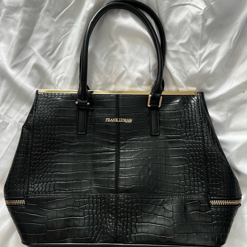 Gorgeous Frank Lyman tote bag